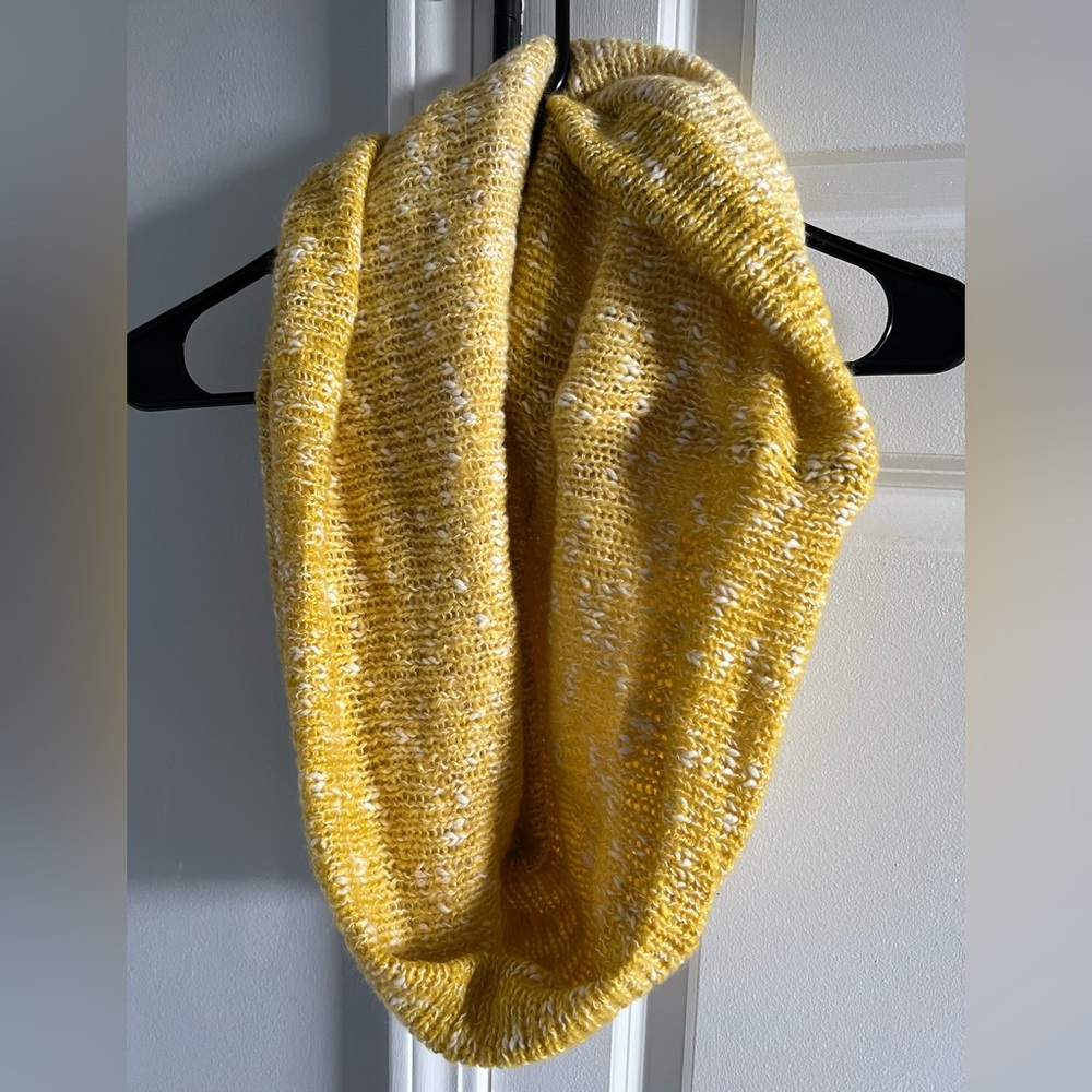 Infinity scarf